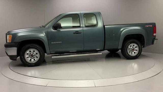Used GMC Sierra 1500 4WD Ext Cab 143.5 Work Truck 2012 | J&M Automotive Sls&Svc LLC. Naugatuck, Connecticut Used GMC Sierra 1500 4WD Ext Cab 143.5 Work Truck 2012 | J&M Automotive Sls&Svc LLC. Naugatuck, Connecticut