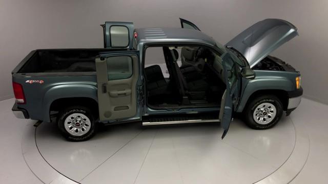 Used GMC Sierra 1500 4WD Ext Cab 143.5 Work Truck 2012 | J&M Automotive Sls&Svc LLC. Naugatuck, Connecticut Used GMC Sierra 1500 4WD Ext Cab 143.5 Work Truck 2012 | J&M Automotive Sls&Svc LLC. Naugatuck, Connecticut
