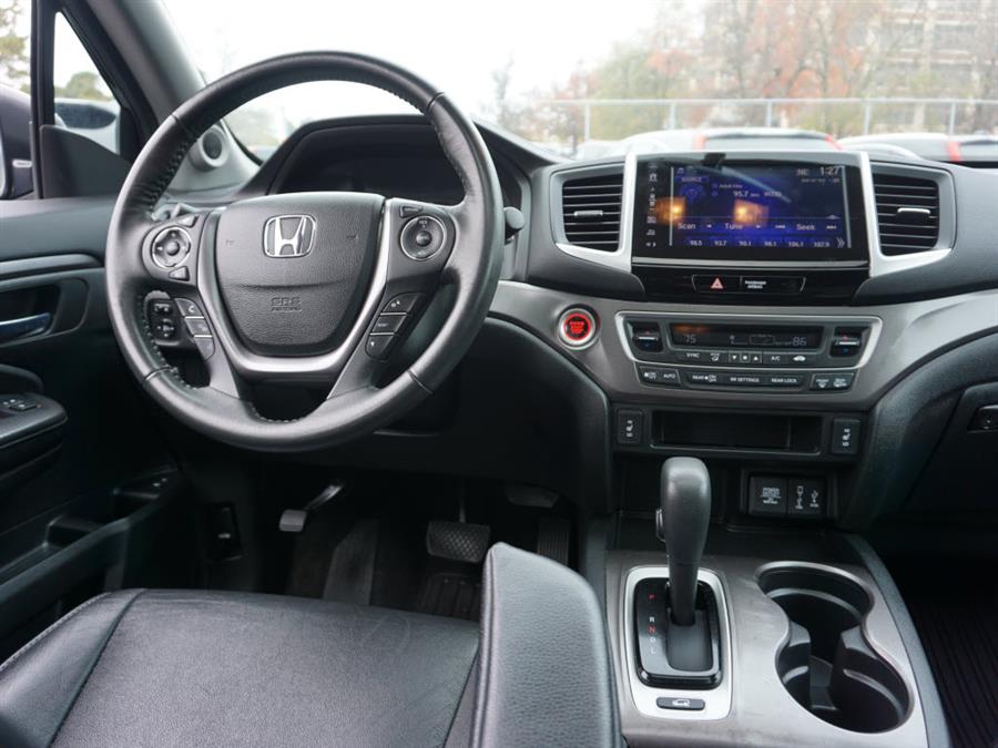 Used Honda Pilot EX-L 2017 | Autouse. Andover, Massachusetts Used Honda Pilot EX-L 2017 | Autouse. Andover, Massachusetts