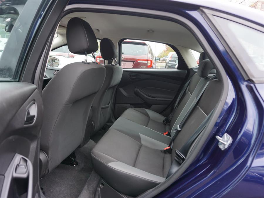 Used Ford Focus SE 2012 | Autouse. Andover, Massachusetts Used Ford Focus SE 2012 | Autouse. Andover, Massachusetts