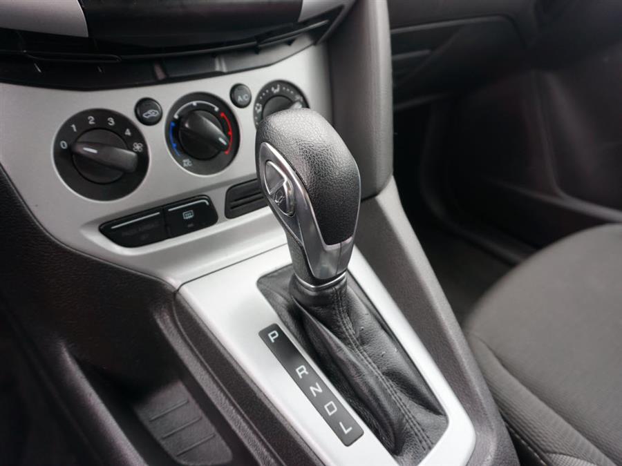 Used Ford Focus SE 2012 | Autouse. Andover, Massachusetts Used Ford Focus SE 2012 | Autouse. Andover, Massachusetts
