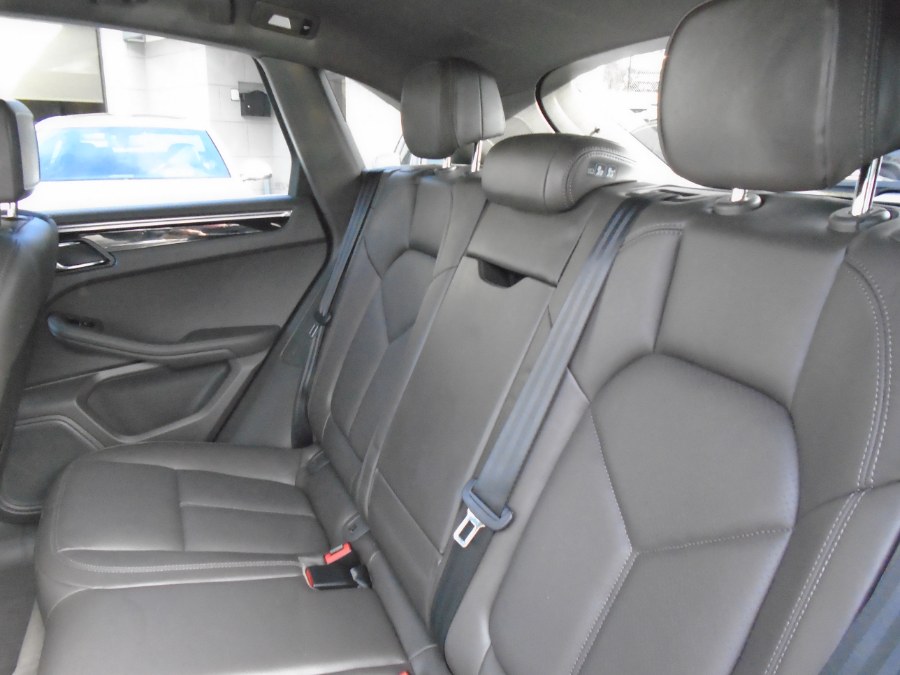 2016 Porsche Macan AWD 4dr S, available for sale in Waterbury, Connecticut | Jim Juliani Motors. Waterbury, Connecticut 2016 Porsche Macan AWD 4dr S, available for sale in Waterbury, Connecticut | Jim Juliani Motors. Waterbury, Connecticut