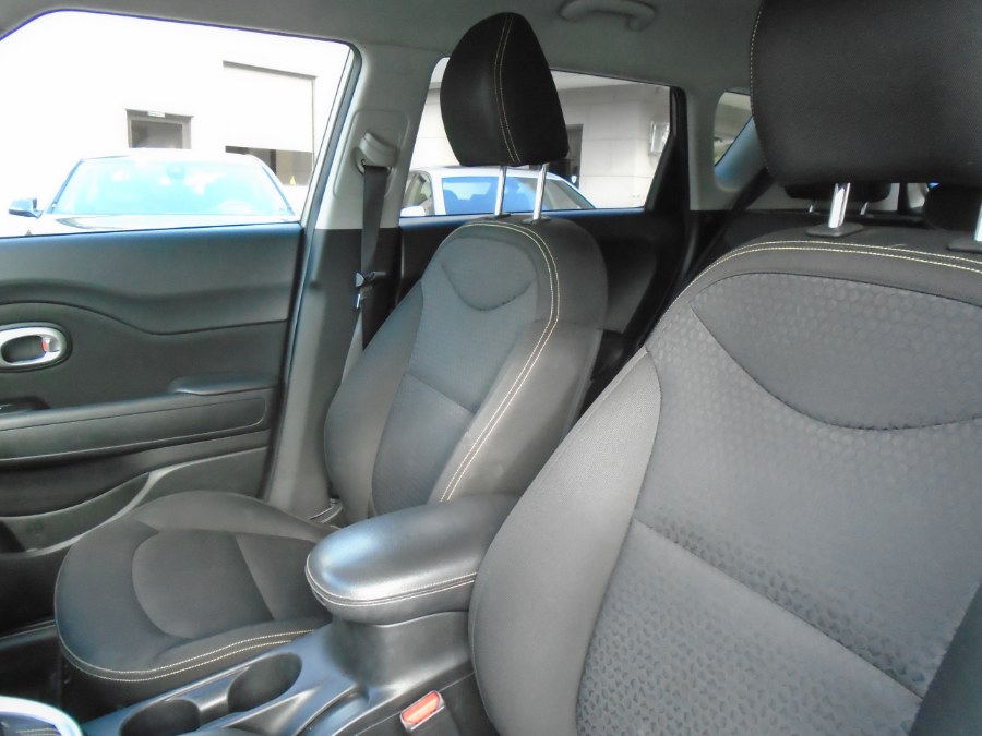 2014 Kia Soul 5dr Wgn Auto +, available for sale in Waterbury, Connecticut | Jim Juliani Motors. Waterbury, Connecticut 2014 Kia Soul 5dr Wgn Auto +, available for sale in Waterbury, Connecticut | Jim Juliani Motors. Waterbury, Connecticut