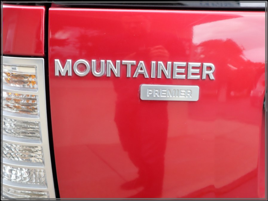 2007 Mercury Mountaineer AWD 4dr V8 Premier, available for sale in Huntington Station, New York | My Auto Inc.. Huntington Station, New York 2007 Mercury Mountaineer AWD 4dr V8 Premier, available for sale in Huntington Station, New York | My Auto Inc.. Huntington Station, New York