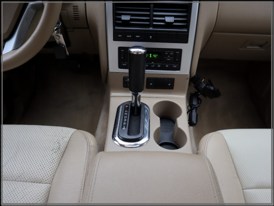 2007 Mercury Mountaineer AWD 4dr V8 Premier, available for sale in Huntington Station, New York | My Auto Inc.. Huntington Station, New York 2007 Mercury Mountaineer AWD 4dr V8 Premier, available for sale in Huntington Station, New York | My Auto Inc.. Huntington Station, New York