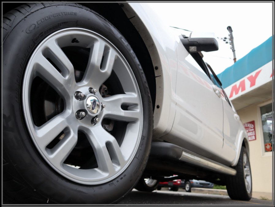 2010 Ford Explorer AWD 4dr Limited, available for sale in Huntington Station, New York | My Auto Inc.. Huntington Station, New York 2010 Ford Explorer AWD 4dr Limited, available for sale in Huntington Station, New York | My Auto Inc.. Huntington Station, New York