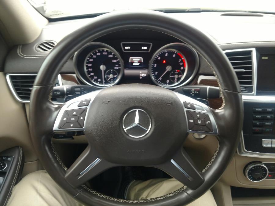 2014 Mercedes-Benz GL-Class 4MATIC 4dr GL 450, available for sale in Wantagh, New York | Alpine Motors Inc. Wantagh, New York 2014 Mercedes-Benz GL-Class 4MATIC 4dr GL 450, available for sale in Wantagh, New York | Alpine Motors Inc. Wantagh, New York