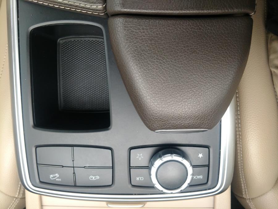 2014 Mercedes-Benz GL-Class 4MATIC 4dr GL 450, available for sale in Wantagh, New York | Alpine Motors Inc. Wantagh, New York 2014 Mercedes-Benz GL-Class 4MATIC 4dr GL 450, available for sale in Wantagh, New York | Alpine Motors Inc. Wantagh, New York