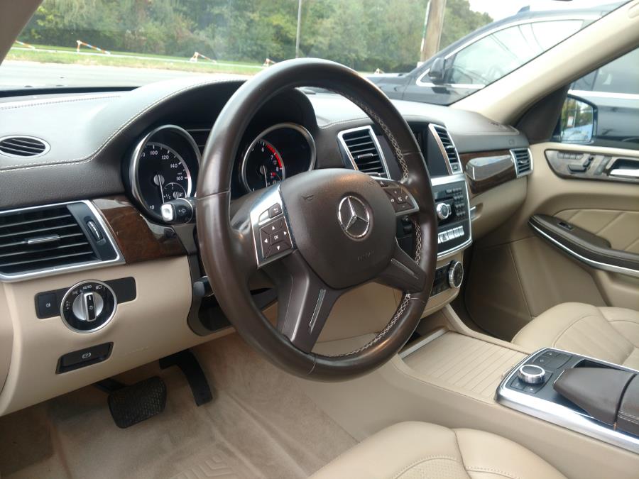 2014 Mercedes-Benz GL-Class 4MATIC 4dr GL 450, available for sale in Wantagh, New York | Alpine Motors Inc. Wantagh, New York 2014 Mercedes-Benz GL-Class 4MATIC 4dr GL 450, available for sale in Wantagh, New York | Alpine Motors Inc. Wantagh, New York