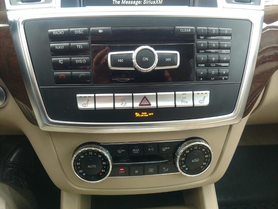2014 Mercedes-Benz GL-Class 4MATIC 4dr GL 450, available for sale in Wantagh, New York | Alpine Motors Inc. Wantagh, New York 2014 Mercedes-Benz GL-Class 4MATIC 4dr GL 450, available for sale in Wantagh, New York | Alpine Motors Inc. Wantagh, New York