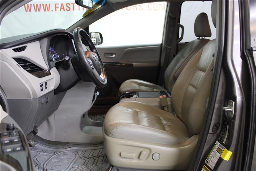 Used Toyota Sienna XLE 2016 | Fast Track Motors. Paterson, New Jersey Used Toyota Sienna XLE 2016 | Fast Track Motors. Paterson, New Jersey