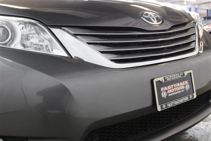 Used Toyota Sienna XLE 2016 | Fast Track Motors. Paterson, New Jersey Used Toyota Sienna XLE 2016 | Fast Track Motors. Paterson, New Jersey