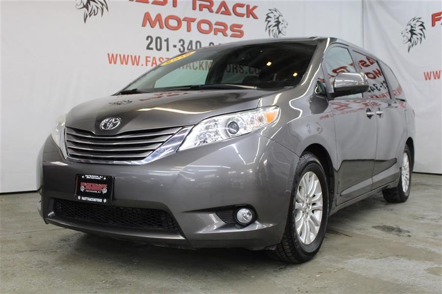 Used Toyota Sienna XLE 2016 | Fast Track Motors. Paterson, New Jersey Used Toyota Sienna XLE 2016 | Fast Track Motors. Paterson, New Jersey