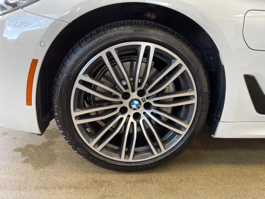 2018 BMW 5 Series M/SPORT PKG 530e iPerformance Plug-In Hybrid, available for sale in Inwood, New York | 5 Towns Drive. Inwood, New York 2018 BMW 5 Series M/SPORT PKG 530e iPerformance Plug-In Hybrid, available for sale in Inwood, New York | 5 Towns Drive. Inwood, New York