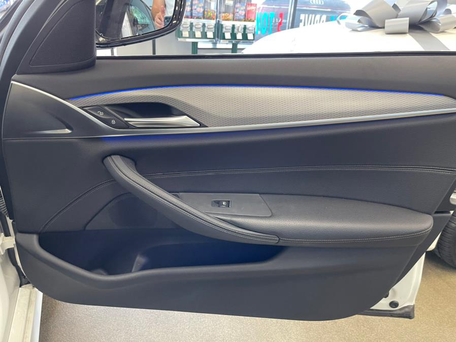 2018 BMW 5 Series M/SPORT PKG 530e iPerformance Plug-In Hybrid, available for sale in Inwood, New York | 5 Towns Drive. Inwood, New York 2018 BMW 5 Series M/SPORT PKG 530e iPerformance Plug-In Hybrid, available for sale in Inwood, New York | 5 Towns Drive. Inwood, New York