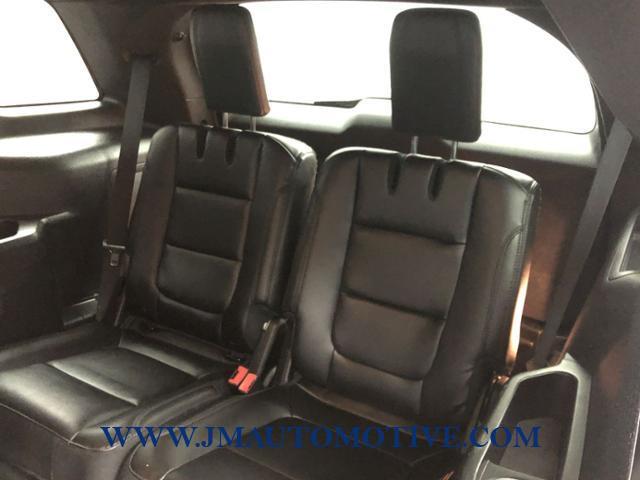 2016 Ford Explorer 4WD 4dr XLT, available for sale in Naugatuck, Connecticut | J&M Automotive Sls&Svc LLC. Naugatuck, Connecticut 2016 Ford Explorer 4WD 4dr XLT, available for sale in Naugatuck, Connecticut | J&M Automotive Sls&Svc LLC. Naugatuck, Connecticut