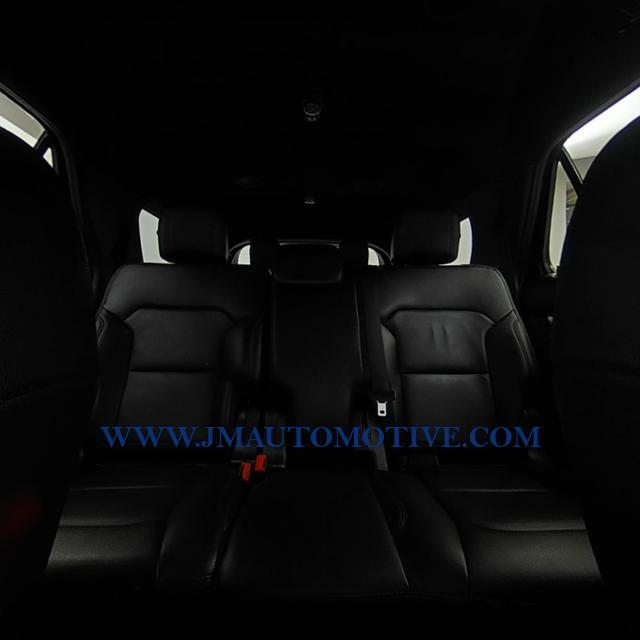 2016 Ford Explorer 4WD 4dr XLT, available for sale in Naugatuck, Connecticut | J&M Automotive Sls&Svc LLC. Naugatuck, Connecticut 2016 Ford Explorer 4WD 4dr XLT, available for sale in Naugatuck, Connecticut | J&M Automotive Sls&Svc LLC. Naugatuck, Connecticut