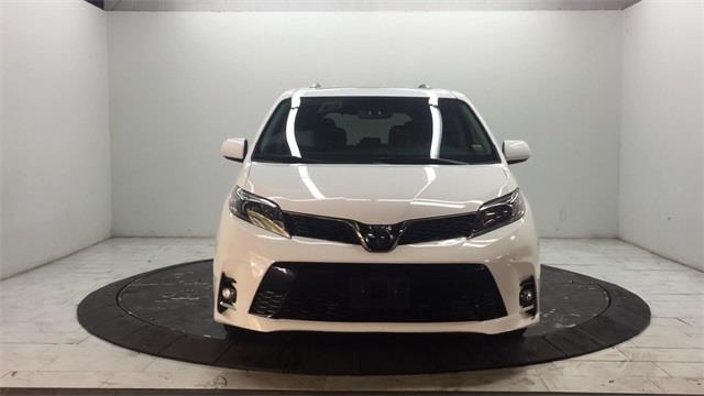 Used Toyota Sienna SE Premium 2018 | Eastchester Motor Cars. Bronx, New York Used Toyota Sienna SE Premium 2018 | Eastchester Motor Cars. Bronx, New York