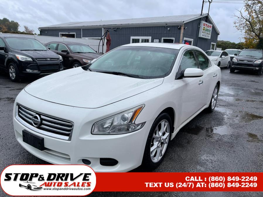 2013 Nissan Maxima 4dr Sdn 3.5 SV, available for sale in East Windsor, Connecticut | Stop & Drive Auto Sales. East Windsor, Connecticut