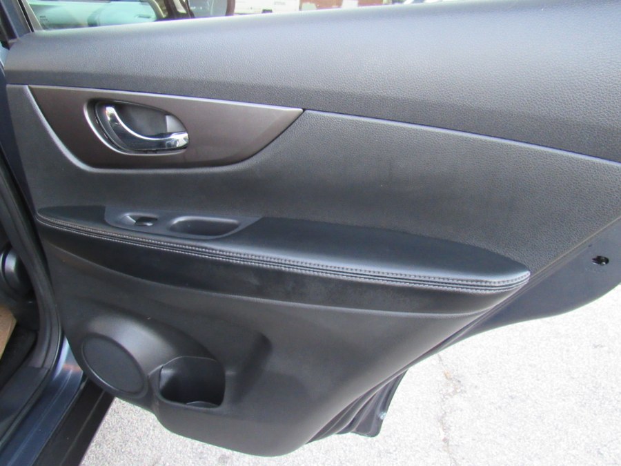 Used Nissan Rogue SV 2014 | Hilario's Auto Sales Inc.. Worcester, Massachusetts Used Nissan Rogue SV 2014 | Hilario's Auto Sales Inc.. Worcester, Massachusetts
