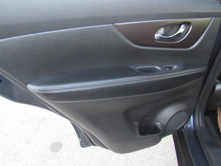 Used Nissan Rogue SV 2014 | Hilario's Auto Sales Inc.. Worcester, Massachusetts Used Nissan Rogue SV 2014 | Hilario's Auto Sales Inc.. Worcester, Massachusetts
