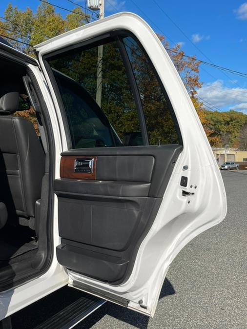 Used Lincoln Navigator 4WD 4dr 2011 | New Beginning Auto Service Inc . Ashland , Massachusetts