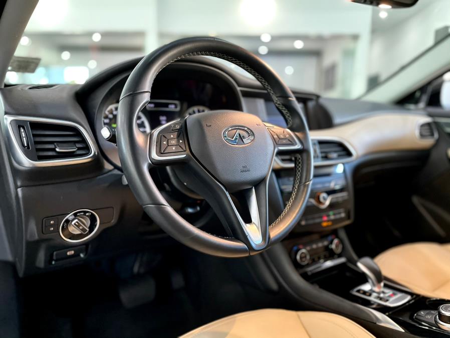 2018 INFINITI QX30 Premium AWD, available for sale in Franklin Square, New York | Luxury Motor Club. Franklin Square, New York 2018 INFINITI QX30 Premium AWD, available for sale in Franklin Square, New York | Luxury Motor Club. Franklin Square, New York