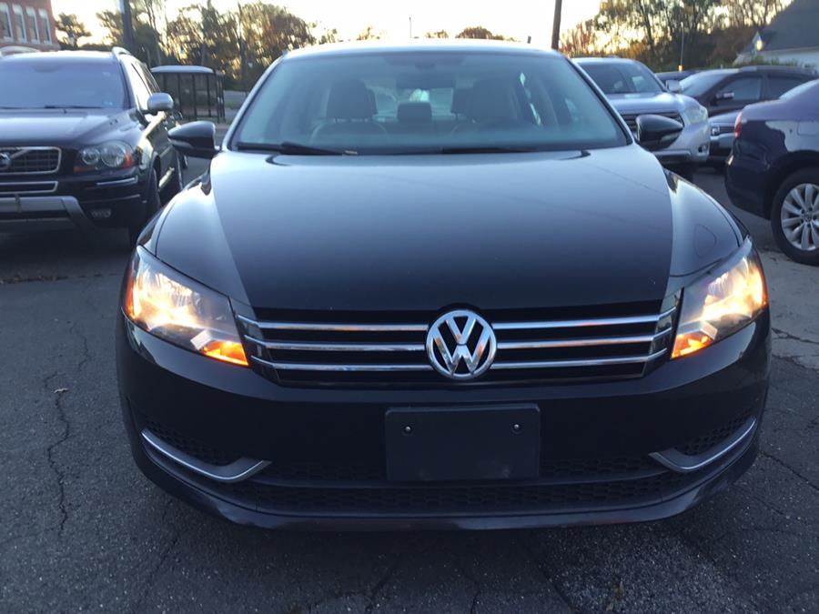 Used Volkswagen Passat 4dr Sdn 2.5L Auto SE w/Sunroof PZEV 2012 | Liberty Motors. Manchester, Connecticut Used Volkswagen Passat 4dr Sdn 2.5L Auto SE w/Sunroof PZEV 2012 | Liberty Motors. Manchester, Connecticut