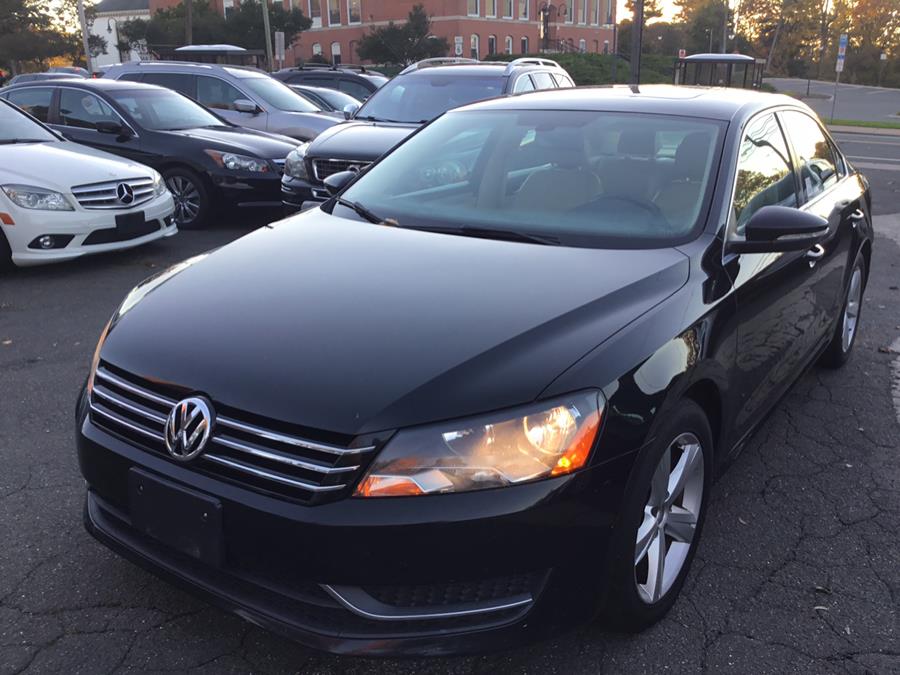 Used Volkswagen Passat 4dr Sdn 2.5L Auto SE w/Sunroof PZEV 2012 | Liberty Motors. Manchester, Connecticut Used Volkswagen Passat 4dr Sdn 2.5L Auto SE w/Sunroof PZEV 2012 | Liberty Motors. Manchester, Connecticut