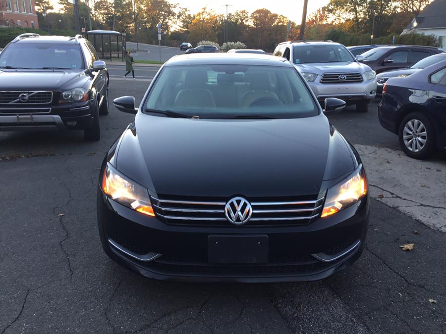 Used Volkswagen Passat 4dr Sdn 2.5L Auto SE w/Sunroof PZEV 2012 | Liberty Motors. Manchester, Connecticut Used Volkswagen Passat 4dr Sdn 2.5L Auto SE w/Sunroof PZEV 2012 | Liberty Motors. Manchester, Connecticut