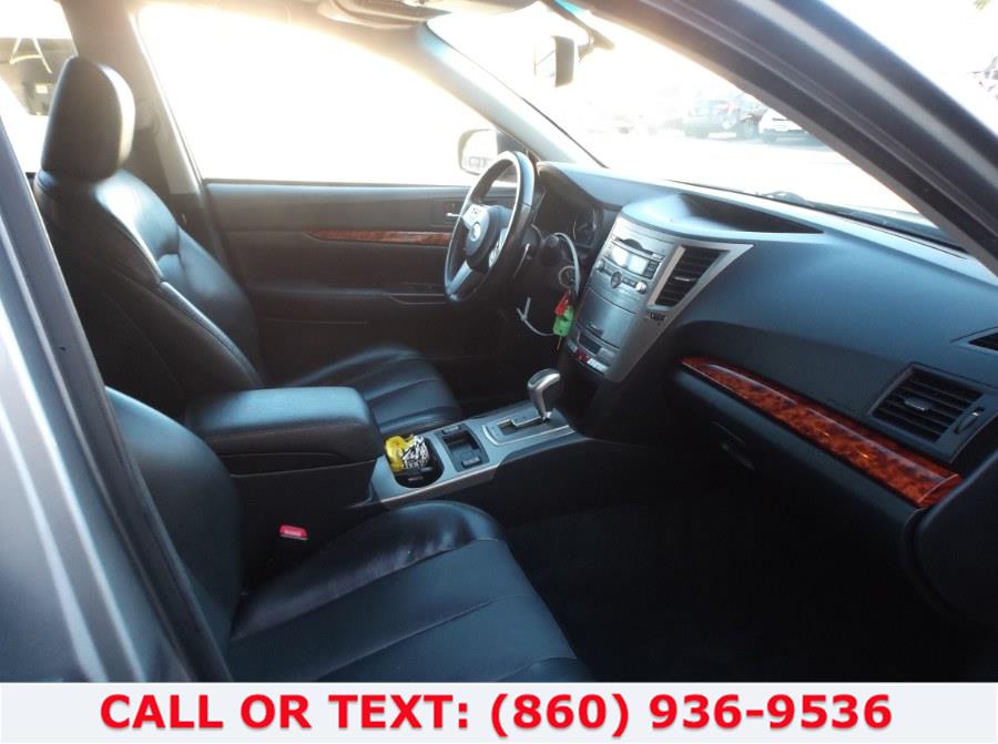 Used Subaru Outback 4dr Wgn H4 Auto 2.5i Limited Pwr Moon 2011 | Lee Motors Sales Inc. Hartford, Connecticut Used Subaru Outback 4dr Wgn H4 Auto 2.5i Limited Pwr Moon 2011 | Lee Motors Sales Inc. Hartford, Connecticut