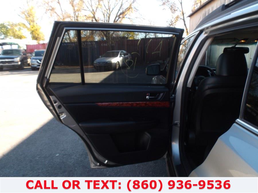 Used Subaru Outback 4dr Wgn H4 Auto 2.5i Limited Pwr Moon 2011 | Lee Motors Sales Inc. Hartford, Connecticut Used Subaru Outback 4dr Wgn H4 Auto 2.5i Limited Pwr Moon 2011 | Lee Motors Sales Inc. Hartford, Connecticut