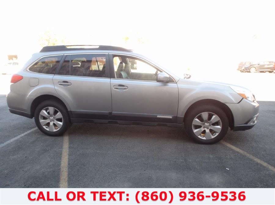 Used Subaru Outback 4dr Wgn H4 Auto 2.5i Limited Pwr Moon 2011 | Lee Motors Sales Inc. Hartford, Connecticut Used Subaru Outback 4dr Wgn H4 Auto 2.5i Limited Pwr Moon 2011 | Lee Motors Sales Inc. Hartford, Connecticut
