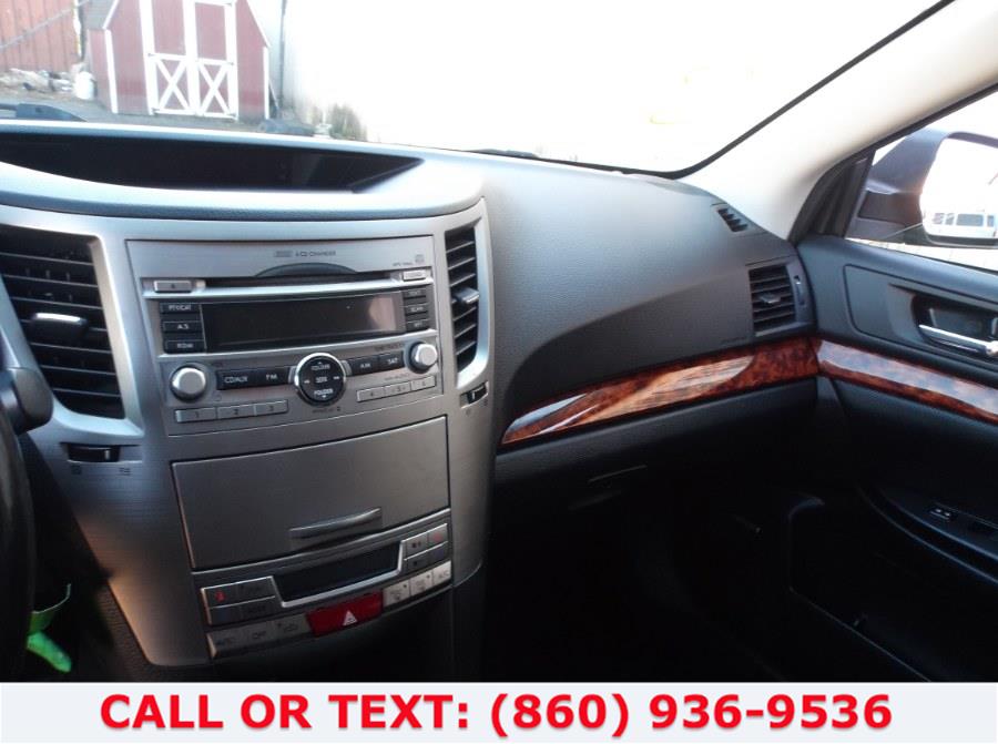 Used Subaru Outback 4dr Wgn H4 Auto 2.5i Limited Pwr Moon 2011 | Lee Motors Sales Inc. Hartford, Connecticut Used Subaru Outback 4dr Wgn H4 Auto 2.5i Limited Pwr Moon 2011 | Lee Motors Sales Inc. Hartford, Connecticut