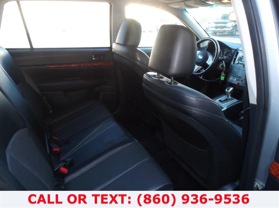 Used Subaru Outback 4dr Wgn H4 Auto 2.5i Limited Pwr Moon 2011 | Lee Motors Sales Inc. Hartford, Connecticut Used Subaru Outback 4dr Wgn H4 Auto 2.5i Limited Pwr Moon 2011 | Lee Motors Sales Inc. Hartford, Connecticut