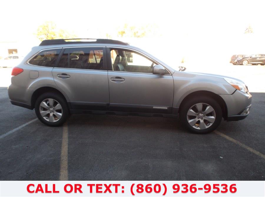 Used Subaru Outback 4dr Wgn H4 Auto 2.5i Limited Pwr Moon 2011 | Lee Motors Sales Inc. Hartford, Connecticut Used Subaru Outback 4dr Wgn H4 Auto 2.5i Limited Pwr Moon 2011 | Lee Motors Sales Inc. Hartford, Connecticut