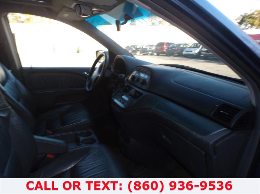 2006 Honda Odyssey 5dr EX-L AT with RES, available for sale in Hartford, Connecticut | Lee Motors Sales Inc. Hartford, Connecticut 2006 Honda Odyssey 5dr EX-L AT with RES, available for sale in Hartford, Connecticut | Lee Motors Sales Inc. Hartford, Connecticut