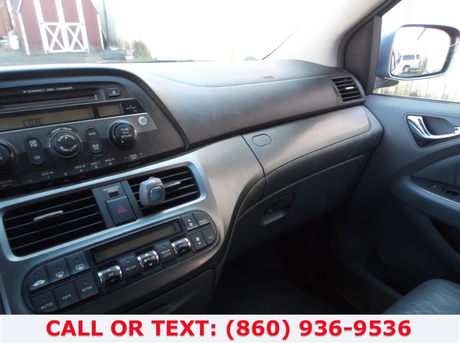2006 Honda Odyssey 5dr EX-L AT with RES, available for sale in Hartford, Connecticut | Lee Motors Sales Inc. Hartford, Connecticut 2006 Honda Odyssey 5dr EX-L AT with RES, available for sale in Hartford, Connecticut | Lee Motors Sales Inc. Hartford, Connecticut