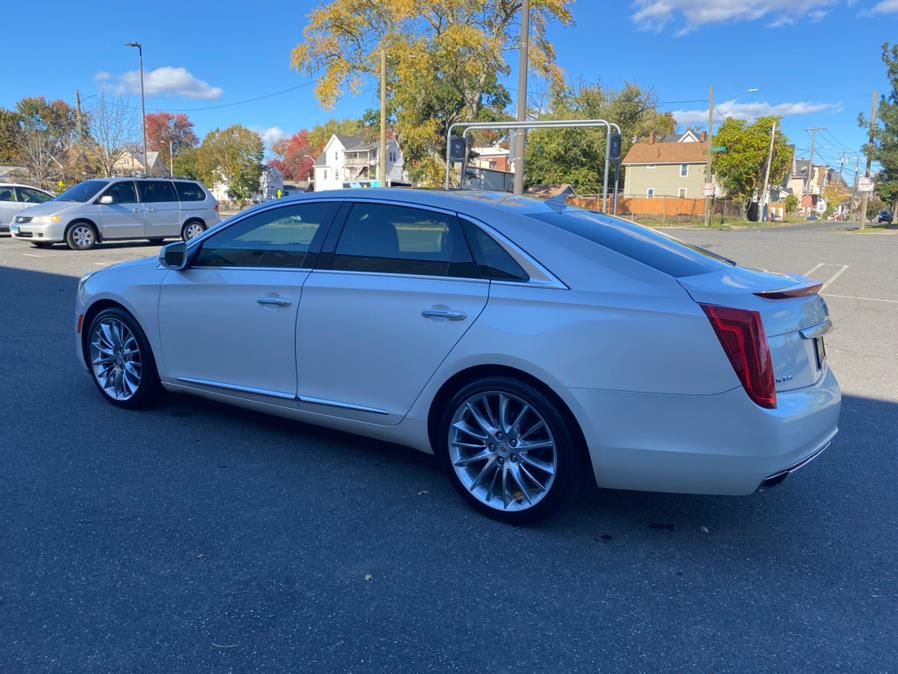 Used Cadillac XTS 4dr Sdn Platinum FWD 2014 | VEB Auto Sales. Hartford, Connecticut Used Cadillac XTS 4dr Sdn Platinum FWD 2014 | VEB Auto Sales. Hartford, Connecticut
