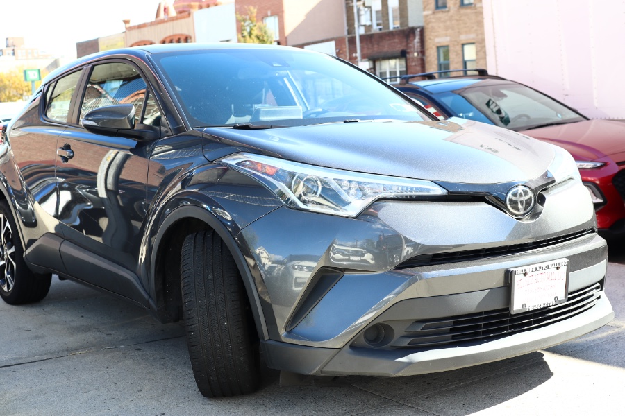 Used Toyota C-HR LE FWD (Natl) 2019 | Hillside Auto Mall Inc.. Jamaica, New York Used Toyota C-HR LE FWD (Natl) 2019 | Hillside Auto Mall Inc.. Jamaica, New York