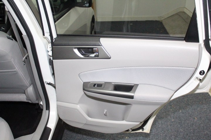 Used Subaru Forester 4dr Auto 2.5X Premium 2012 | New England Auto Sales LLC. Plainville, Connecticut Used Subaru Forester 4dr Auto 2.5X Premium 2012 | New England Auto Sales LLC. Plainville, Connecticut