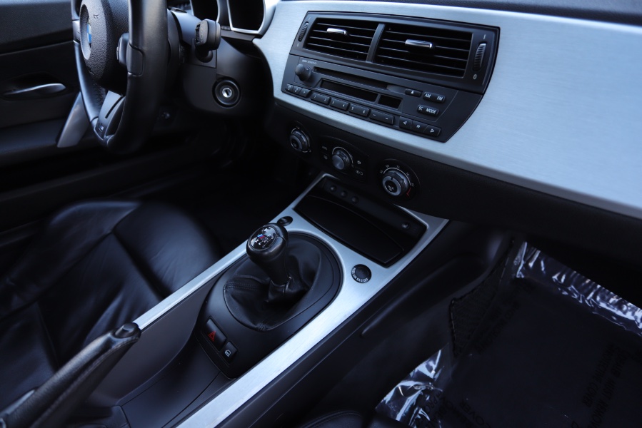 Used BMW Z4 2dr Coupe M 2007 | Meccanic Shop North Inc. North Salem, New York Used BMW Z4 2dr Coupe M 2007 | Meccanic Shop North Inc. North Salem, New York