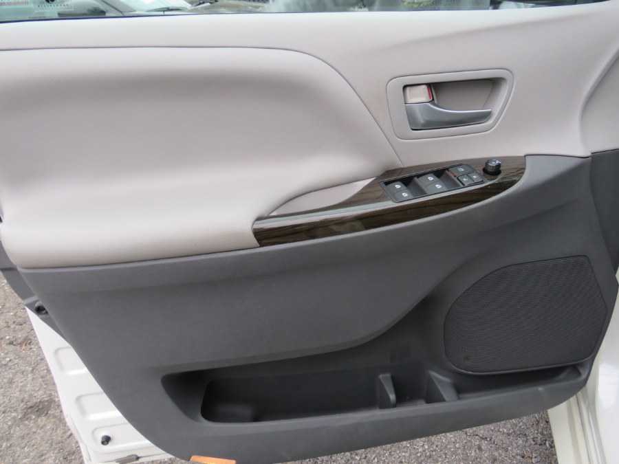 2015 Toyota Sienna XLE Premium, available for sale in Middle Village, New York | Road Masters II INC. Middle Village, New York 2015 Toyota Sienna XLE Premium, available for sale in Middle Village, New York | Road Masters II INC. Middle Village, New York