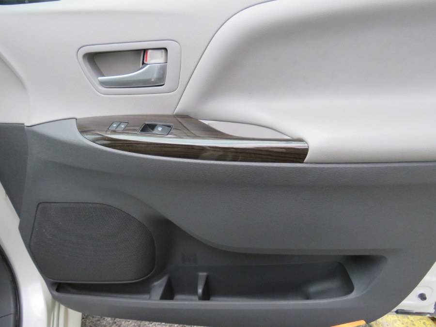 2015 Toyota Sienna XLE Premium, available for sale in Middle Village, New York | Road Masters II INC. Middle Village, New York 2015 Toyota Sienna XLE Premium, available for sale in Middle Village, New York | Road Masters II INC. Middle Village, New York