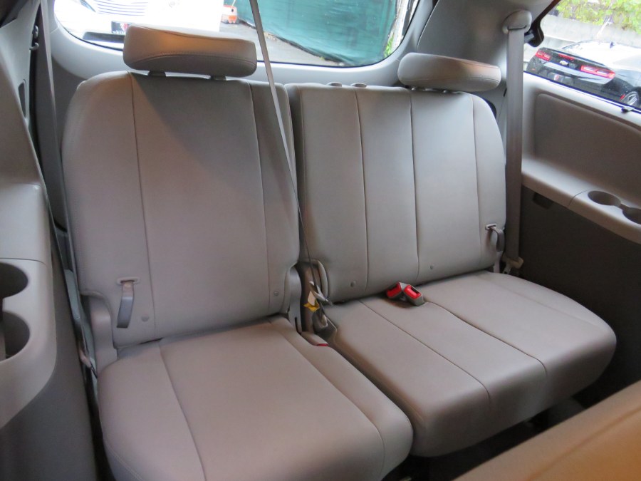2015 Toyota Sienna XLE Premium, available for sale in Middle Village, New York | Road Masters II INC. Middle Village, New York 2015 Toyota Sienna XLE Premium, available for sale in Middle Village, New York | Road Masters II INC. Middle Village, New York