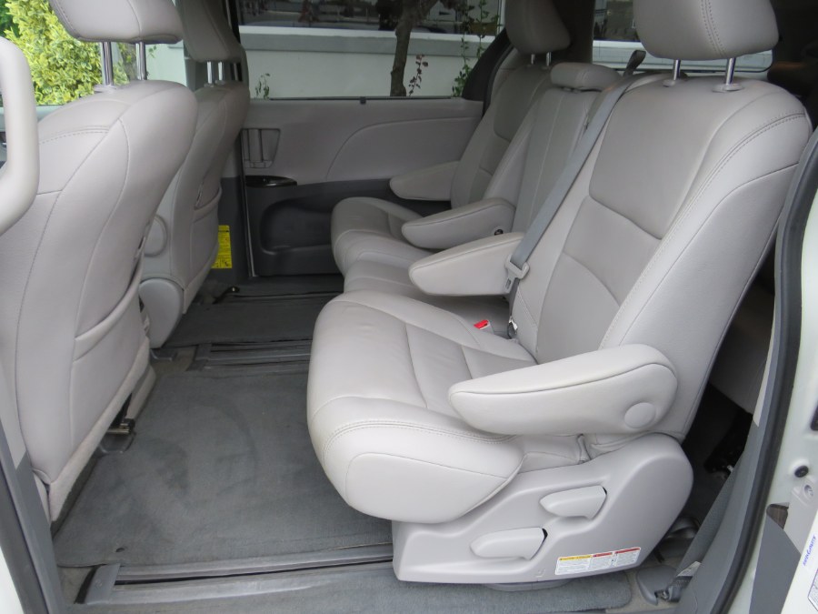 2015 Toyota Sienna XLE Premium, available for sale in Middle Village, New York | Road Masters II INC. Middle Village, New York 2015 Toyota Sienna XLE Premium, available for sale in Middle Village, New York | Road Masters II INC. Middle Village, New York