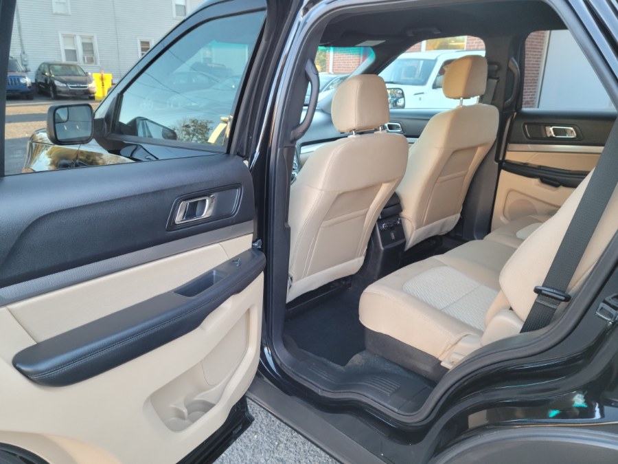 Used Ford Explorer 4WD 4dr Base 2016 | Toro Auto. East Windsor, Connecticut Used Ford Explorer 4WD 4dr Base 2016 | Toro Auto. East Windsor, Connecticut