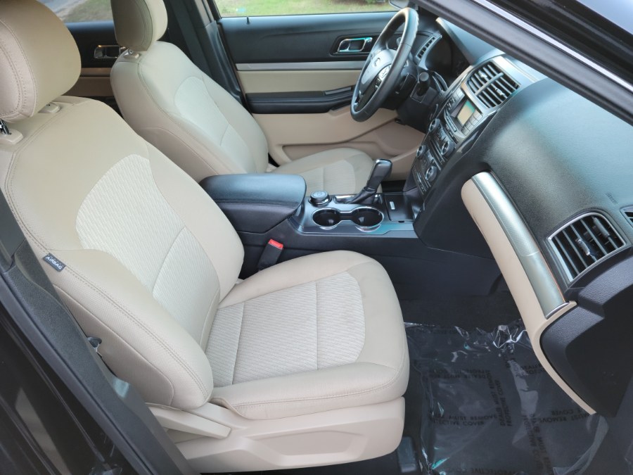 Used Ford Explorer 4WD 4dr Base 2016 | Toro Auto. East Windsor, Connecticut Used Ford Explorer 4WD 4dr Base 2016 | Toro Auto. East Windsor, Connecticut