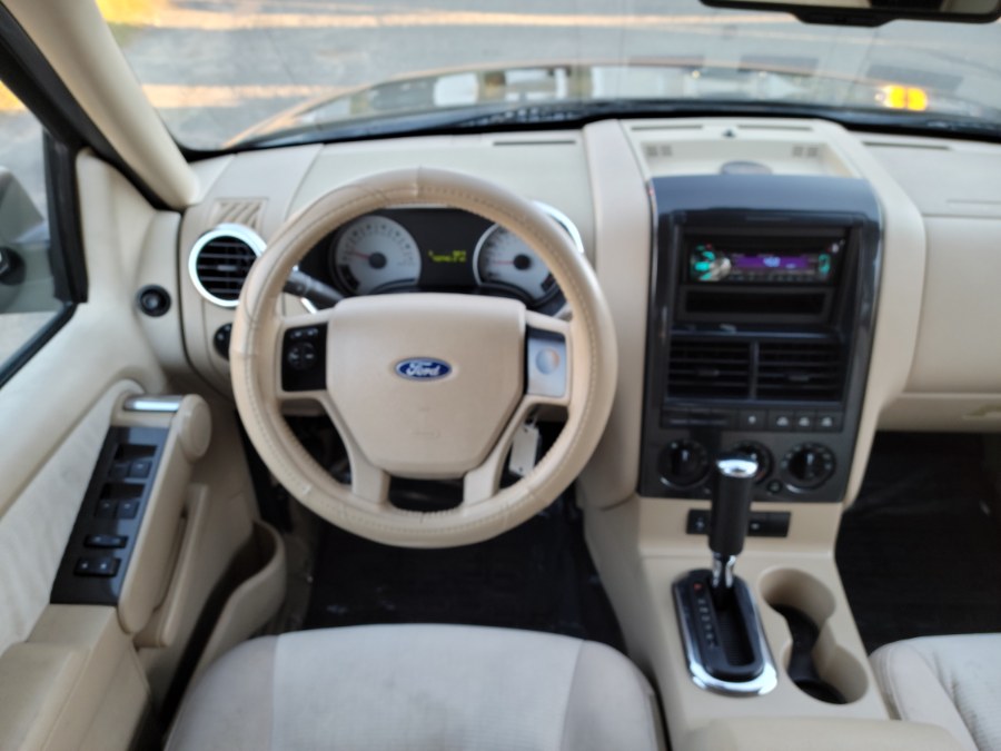 2007 Ford Explorer Sport Trac 4WD 4dr V6 XLT Crew Cab, available for sale in East Windsor, Connecticut | Toro Auto. East Windsor, Connecticut 2007 Ford Explorer Sport Trac 4WD 4dr V6 XLT Crew Cab, available for sale in East Windsor, Connecticut | Toro Auto. East Windsor, Connecticut