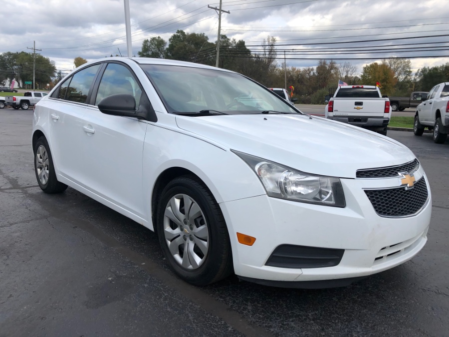 Used Chevrolet Cruze 4dr Sdn LS 2012 | Marsh Auto Sales LLC. Ortonville, Michigan Used Chevrolet Cruze 4dr Sdn LS 2012 | Marsh Auto Sales LLC. Ortonville, Michigan